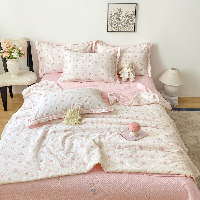 91家纺网 家纺一手货源 找家纺 富之航家纺 2025新款全棉印花床盖四件套 莓果汀