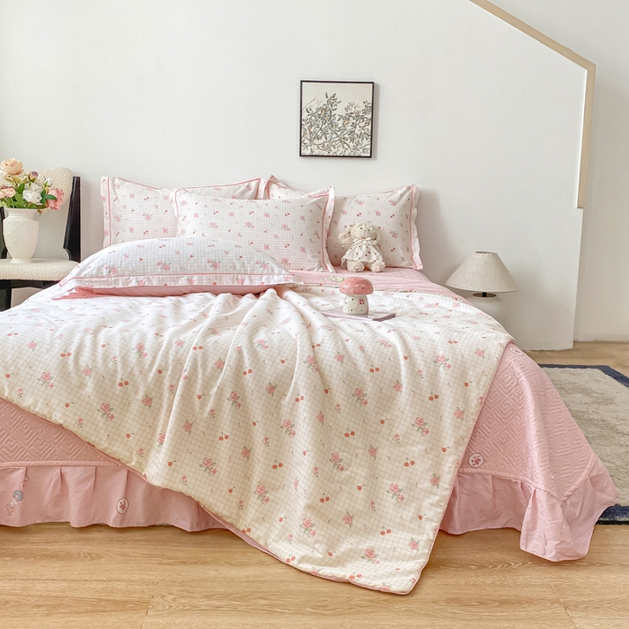 91家纺网 家纺一手货源 找家纺 富之航家纺 2025新款全棉印花床盖四件套 莓果汀