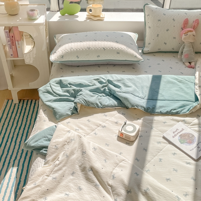 91家纺网 家纺一手货源 找家纺 小叮当家纺仓储工厂店 （提供买家秀 爆款花型 不断货）2025新款云感双层纱床盖夏被四件套 倾结