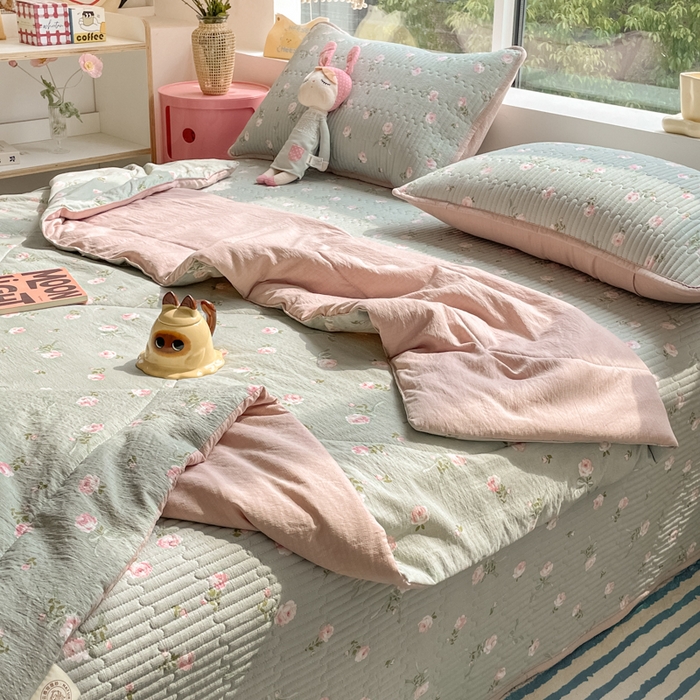91家纺网 家纺一手货源 找家纺 小叮当家纺仓储工厂店 （提供买家秀 爆款花型 不断货）2025新款云感双层纱床盖夏被四件套 花满春