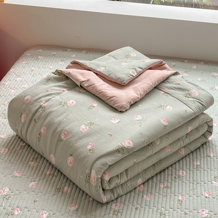 91家纺网 家纺一手货源 找家纺 小叮当家纺仓储工厂店 （提供买家秀 爆款花型 不断货）2025新款云感双层纱床盖夏被四件套 花满春