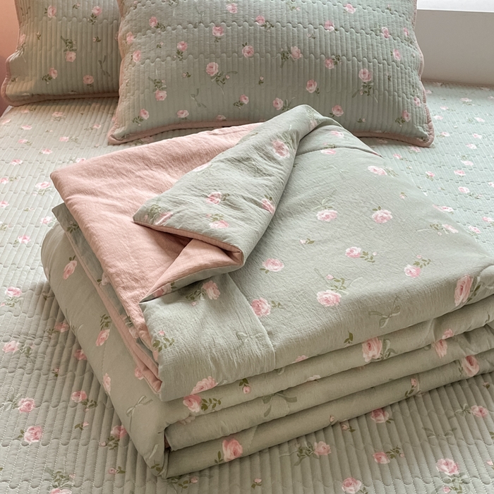 91家纺网 家纺一手货源 找家纺 小叮当家纺仓储工厂店 （提供买家秀 爆款花型 不断货）2025新款云感双层纱床盖夏被四件套 花满春