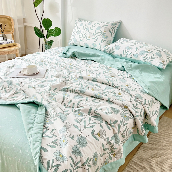 91家纺网 家纺一手货源 找家纺 小叮当家纺仓储工厂店 （提供买家秀 爆款花型 不断货）2025新款全棉A类印花纯棉花夏被可机洗空调被 风铃蓝