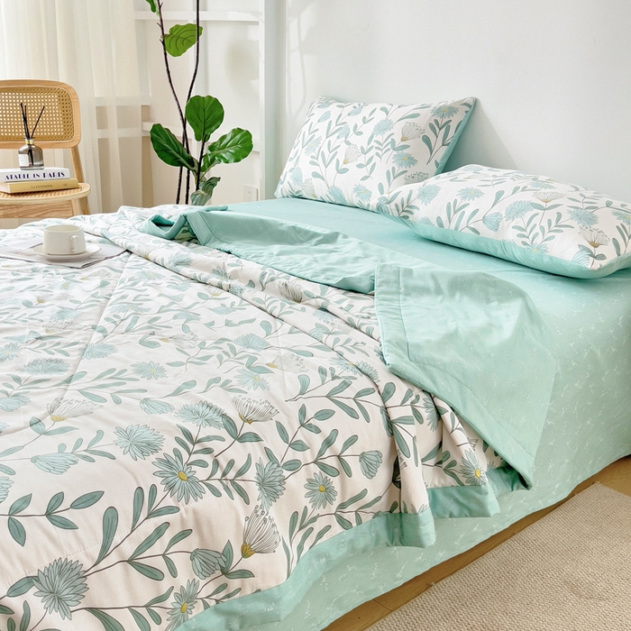 91家纺网 家纺一手货源 找家纺 小叮当家纺仓储工厂店 （提供买家秀 爆款花型 不断货）2025新款全棉A类印花纯棉花夏被可机洗空调被 风铃蓝