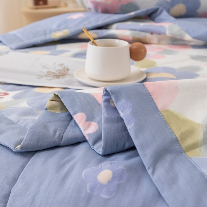 91家纺网 家纺一手货源 找家纺 小叮当家纺仓储工厂店 （提供买家秀 爆款花型 不断货）2025新款全棉A类印花纯棉花夏被可机洗空调被 蓝海晨光