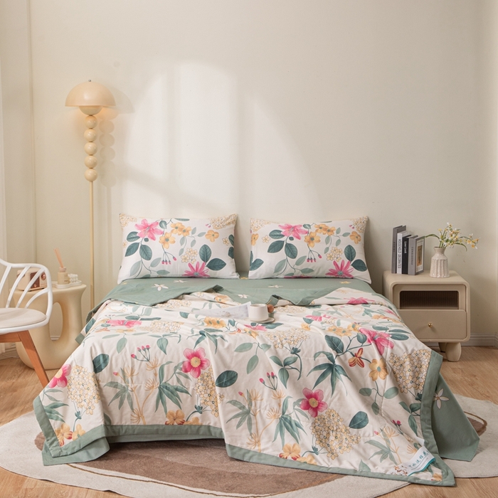 91家纺网 家纺一手货源 找家纺 小叮当家纺仓储工厂店 （提供买家秀 爆款花型 不断货）2025新款全棉A类印花纯棉花夏被可机洗空调被 漫歌雅韵