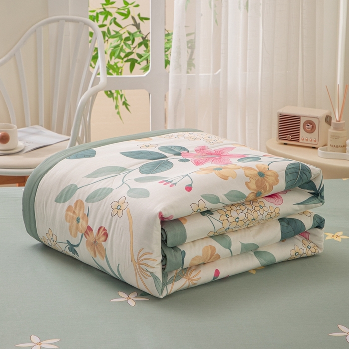 91家纺网 家纺一手货源 找家纺 小叮当家纺仓储工厂店 （提供买家秀 爆款花型 不断货）2025新款全棉A类印花纯棉花夏被可机洗空调被 漫歌雅韵