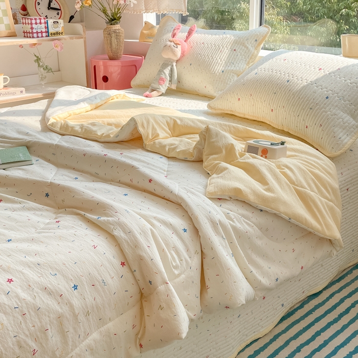 91家纺网 家纺一手货源 找家纺 小叮当家纺仓储工厂店 （提供买家秀 爆款花型 不断货）2025新款云感双层纱床盖 织梦