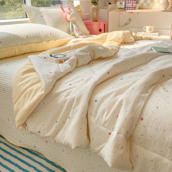 91家纺网 家纺一手货源 找家纺 小叮当家纺仓储工厂店 （提供买家秀 爆款花型 不断货）2025新款云感双层纱床盖 织梦