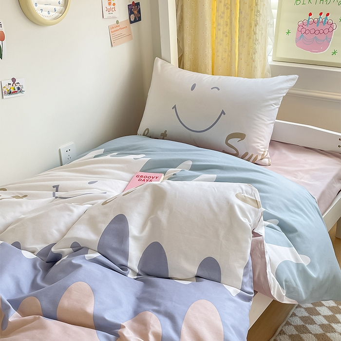 91家纺网 家纺一手货源 找家纺 金鑫汇家纺 2025新款印花花型-学生上下铺三件套 奶油粉