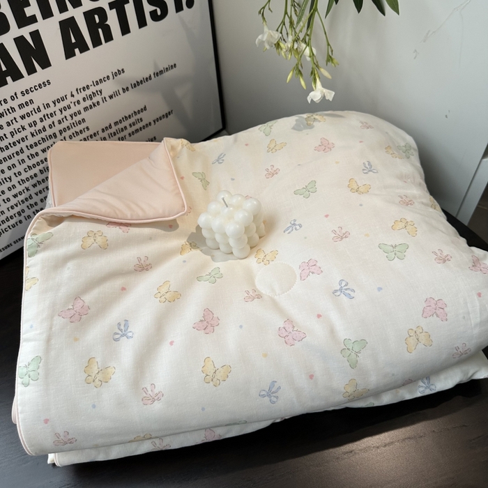 91家纺网 家纺一手货源 找家纺 麦伦家居 2025春夏新款冰纱夏被夏凉被空调被系列二 彩蝶