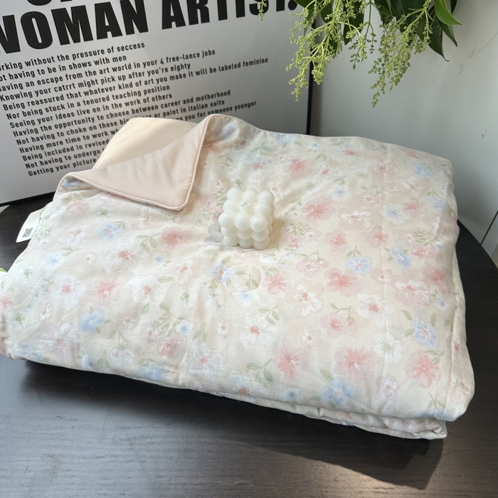 91家纺网 家纺一手货源 找家纺 麦伦家居 2025春夏新款冰纱夏被夏凉被空调被系列二 花茶粉