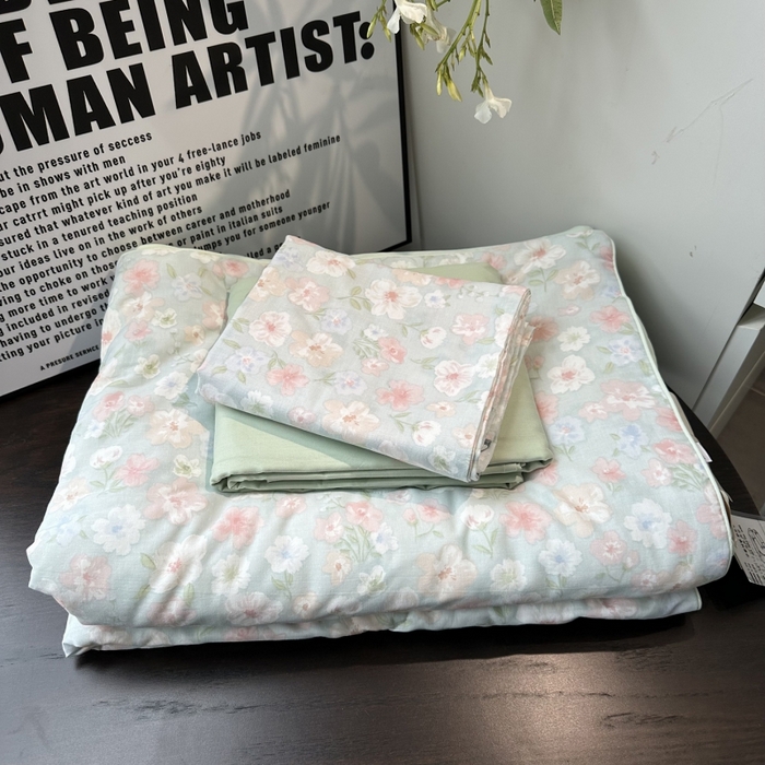 91家纺网 家纺一手货源 找家纺 麦伦家居 2025春夏新款冰纱夏被夏凉被空调被系列二 花茶绿