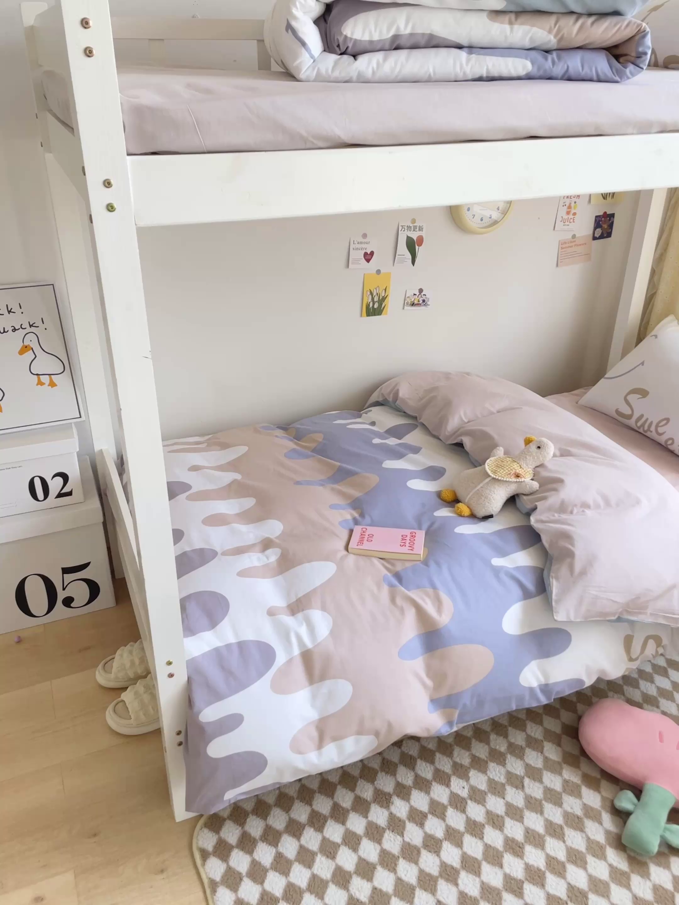 91家纺网 家纺一手货源 找家纺 金鑫汇家纺 2025新款印花花型-学生上下铺三件套 奶油粉