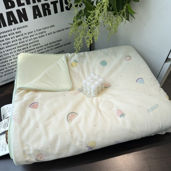 91家纺网 家纺一手货源 找家纺 麦伦家居 2025春夏新款冰纱夏被夏凉被空调被系列二 水果派