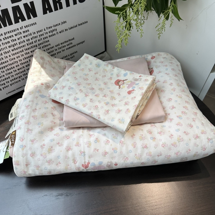 91家纺网 家纺一手货源 找家纺 麦伦家居 2025春夏新款冰纱夏被夏凉被空调被系列二 小红帽