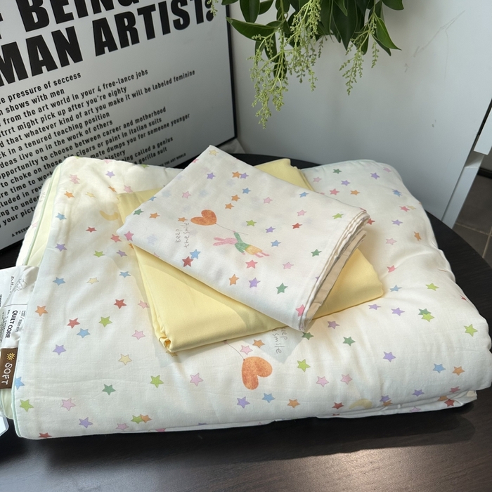 91家纺网 家纺一手货源 找家纺 麦伦家居 2025春夏新款冰纱夏被夏凉被空调被系列二 小星星