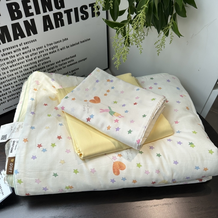 91家纺网 家纺一手货源 找家纺 麦伦家居 2025春夏新款冰纱夏被夏凉被空调被系列二 小星星