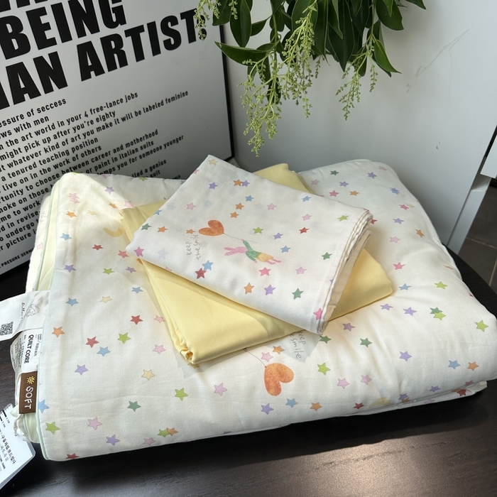 91家纺网 家纺一手货源 找家纺 麦伦家居 2025春夏新款冰纱夏被夏凉被空调被系列二 小星星