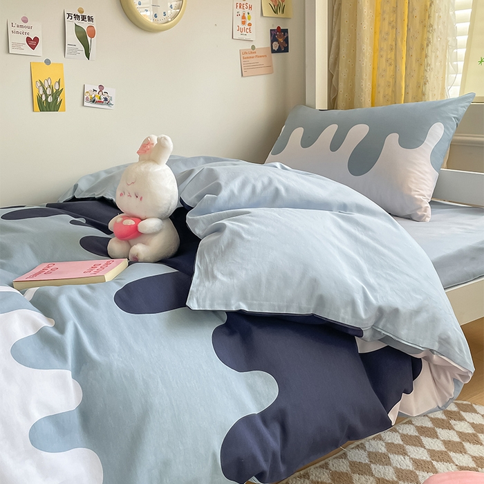 91家纺网 家纺一手货源 找家纺 金鑫汇家纺 2025新款印花花型-学生上下铺三件套 奶油蓝