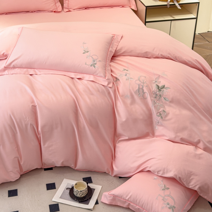 91家纺网 家纺一手货源 找家纺 U品汇 【亏本特价】A类纯棉全棉40S支长绒棉刺绣花四件套100%棉高端礼盒 夏瑾-糖果粉