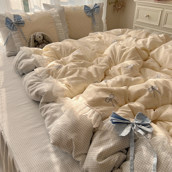 91家纺网 家纺一手货源 找家纺 瑞莱 2025新款水洗棉拼接工艺花边款四件套-波点蝴蝶结 波点蝴蝶结-蓝