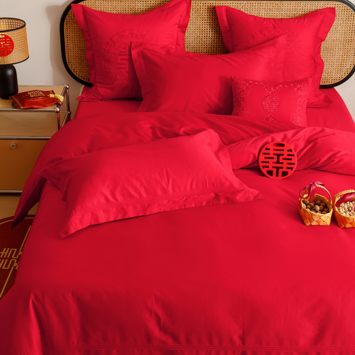 91家纺网 家纺一手货源 找家纺 用心 2025新款长绒棉刺绣新中式婚庆多件套系列 云锦东方