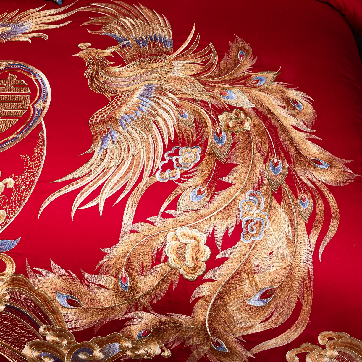 91家纺网 家纺一手货源 找家纺 用心 2025新款长绒棉刺绣新中式婚庆多件套系列 龙腾天下