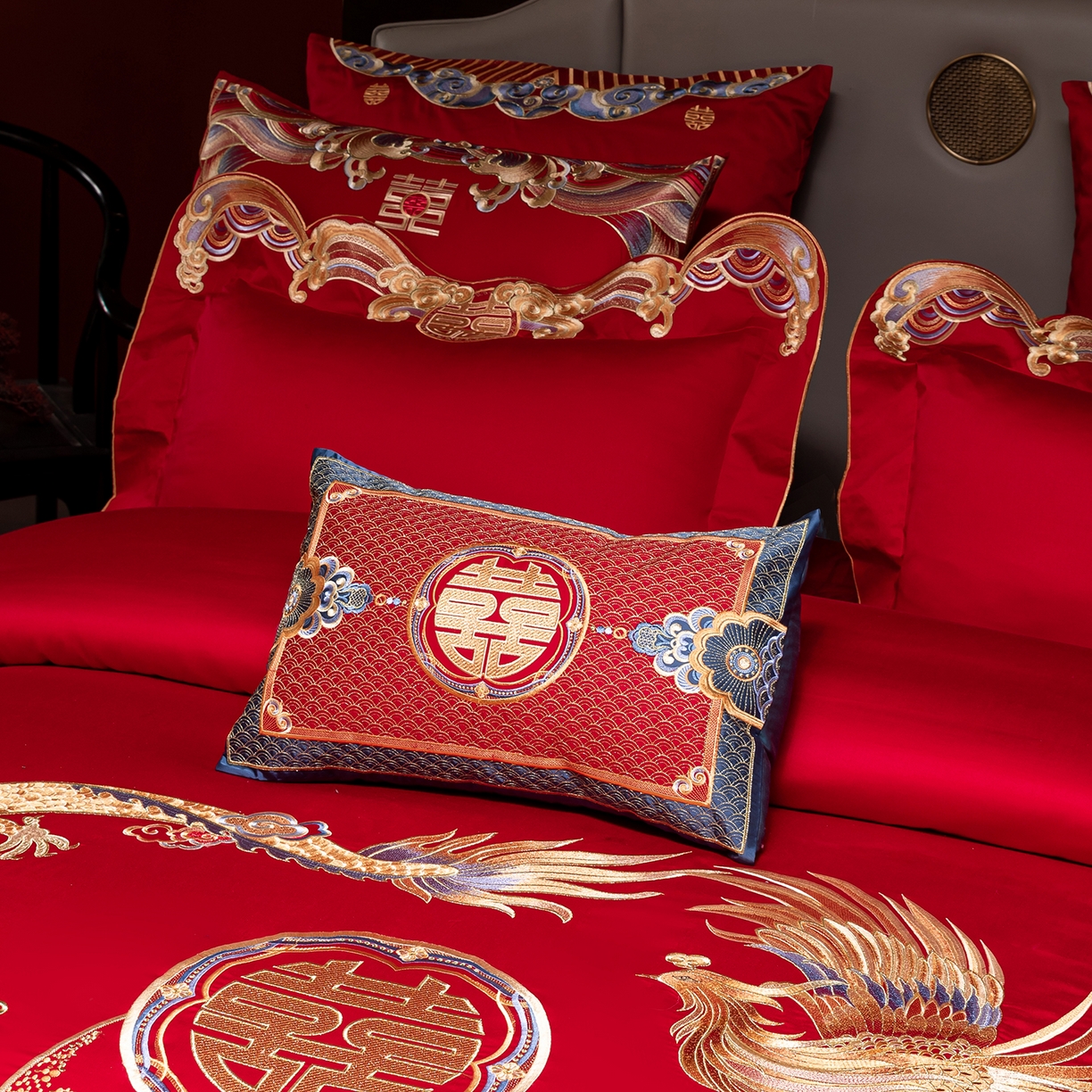 91家纺网 家纺一手货源 找家纺 用心 2025新款长绒棉刺绣新中式婚庆多件套系列 龙腾天下