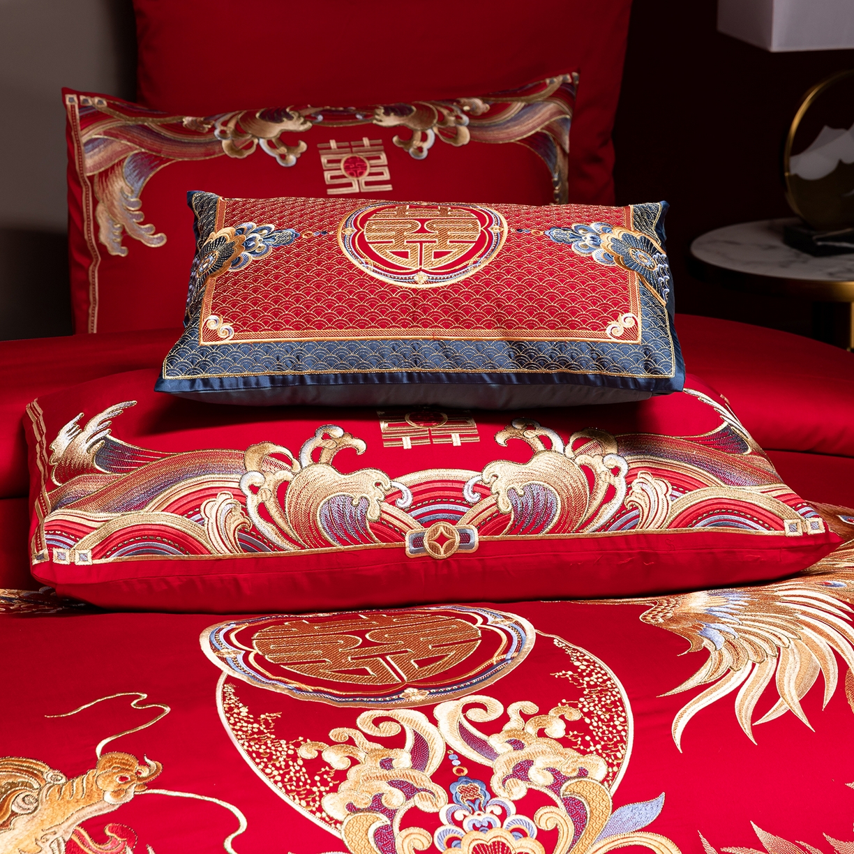 91家纺网 家纺一手货源 找家纺 用心 2025新款长绒棉刺绣新中式婚庆多件套系列 龙腾天下