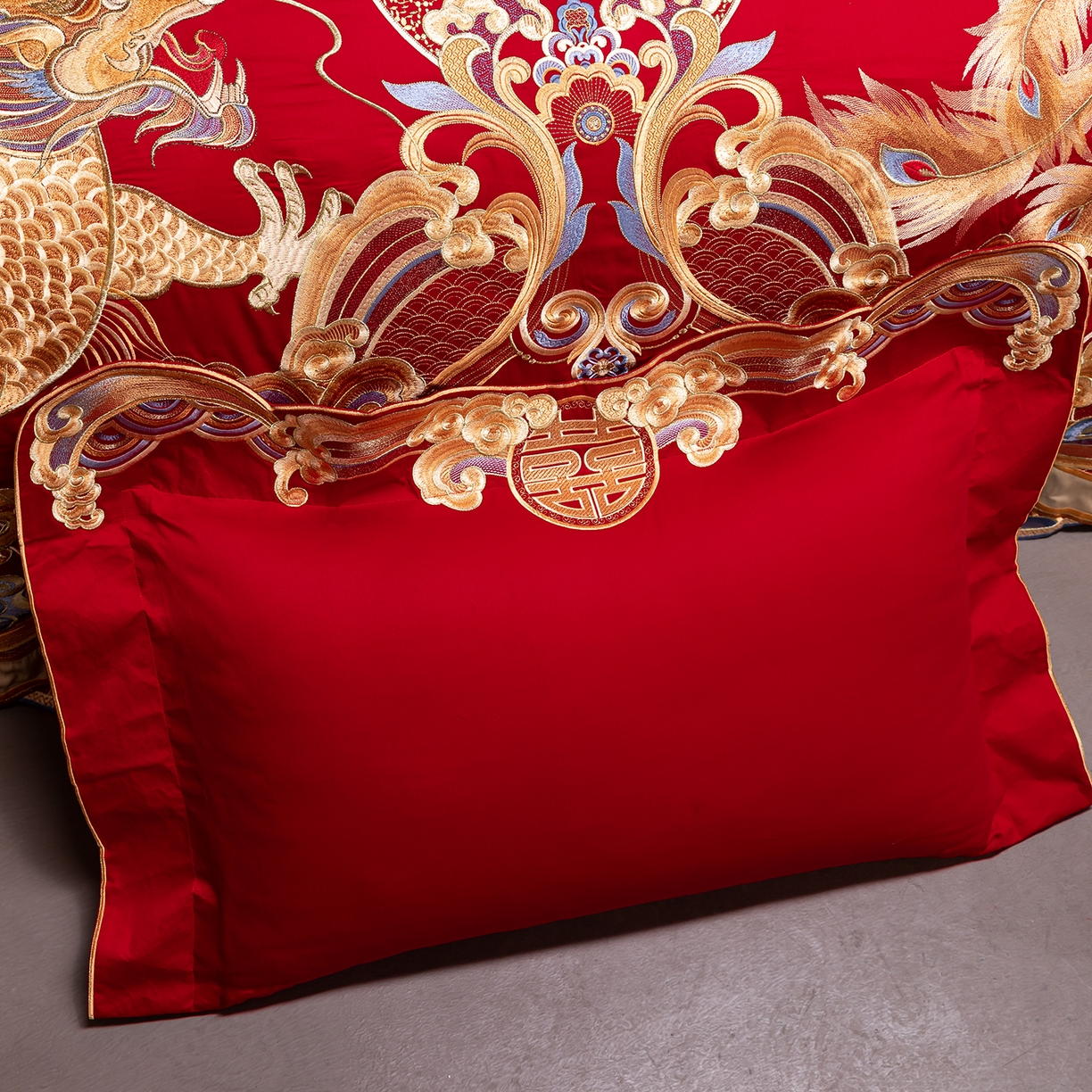 91家纺网 家纺一手货源 找家纺 用心 2025新款长绒棉刺绣新中式婚庆多件套系列 龙腾天下