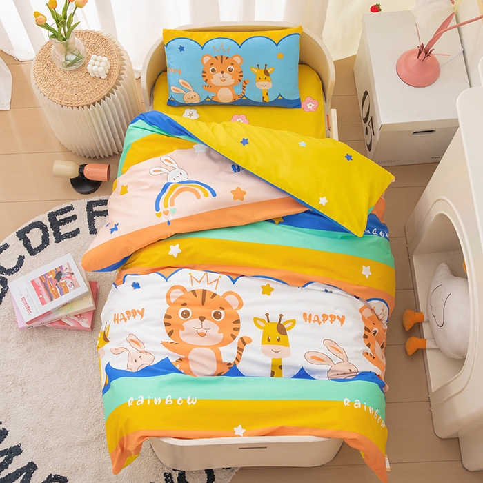 91家纺网 家纺一手货源 找家纺 嗨皮宝贝 2025新款全棉纯棉13372幼儿园三件套多件套 快乐星喵