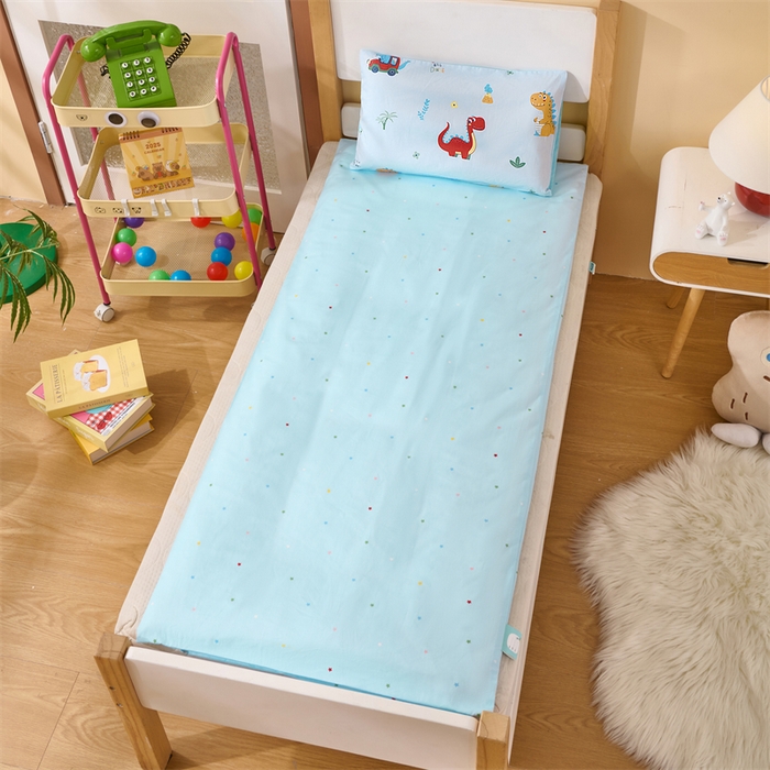 91家纺网 家纺一手货源 找家纺 嗨皮宝贝 2025新款全棉纯棉13372幼儿园三件套多件套 酷卡乐园-蓝