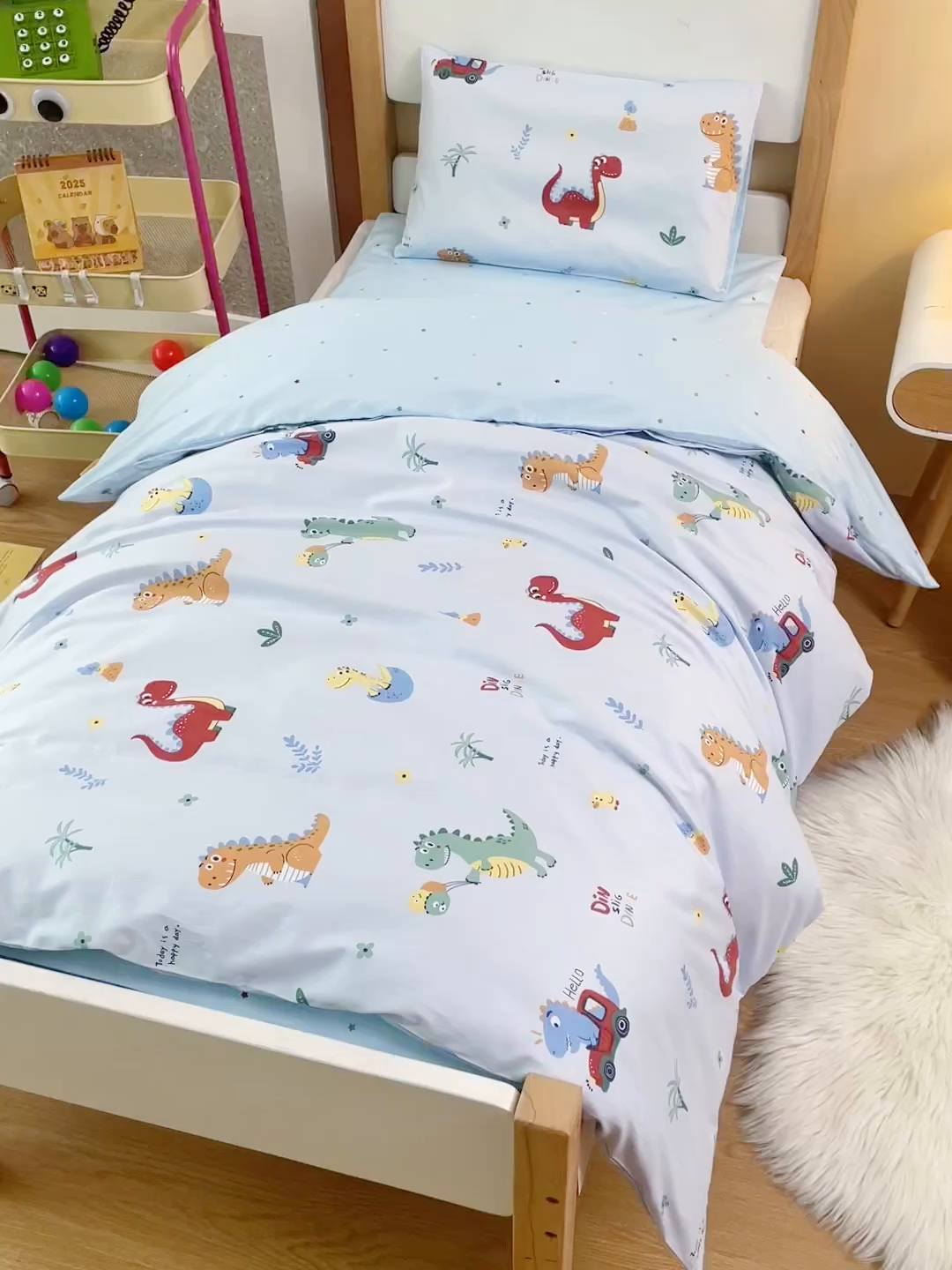 91家纺网 家纺一手货源 找家纺 嗨皮宝贝 2025新款全棉纯棉13372幼儿园三件套多件套 酷卡乐园-蓝