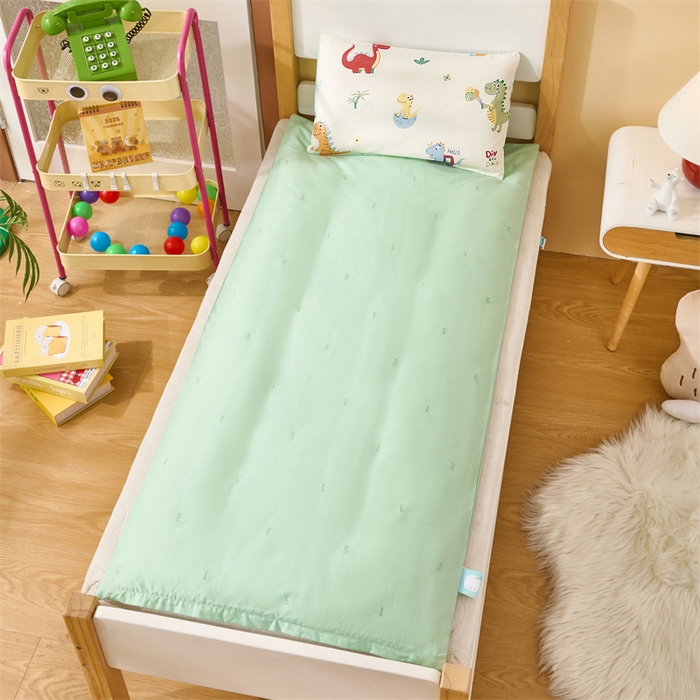 91家纺网 家纺一手货源 找家纺 嗨皮宝贝 2025新款全棉纯棉13372幼儿园三件套多件套 酷卡乐园-米