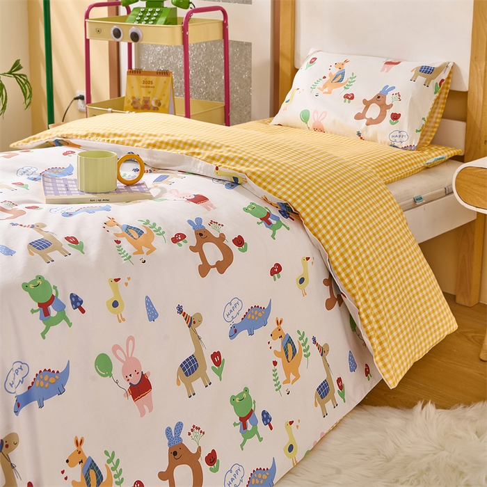 91家纺网 家纺一手货源 找家纺 嗨皮宝贝 2025新款全棉纯棉13372幼儿园三件套多件套 马戏团