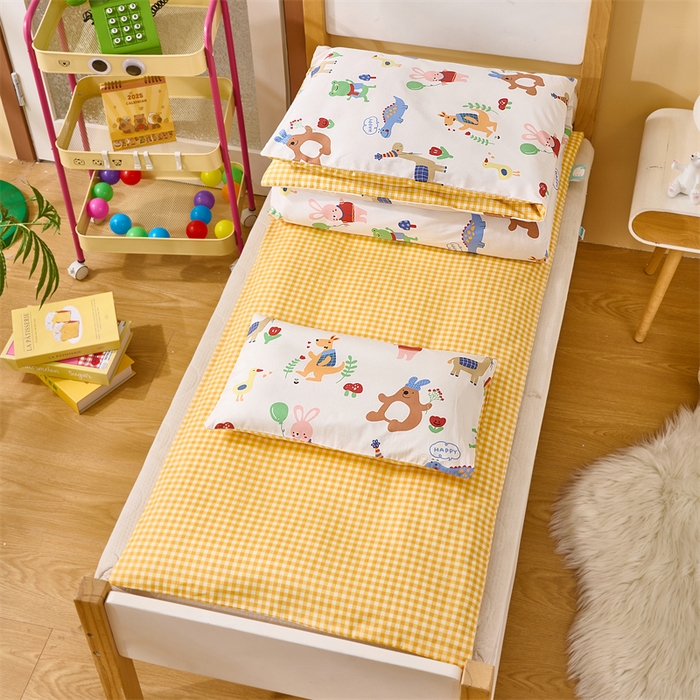 91家纺网 家纺一手货源 找家纺 嗨皮宝贝 2025新款全棉纯棉13372幼儿园三件套多件套 马戏团