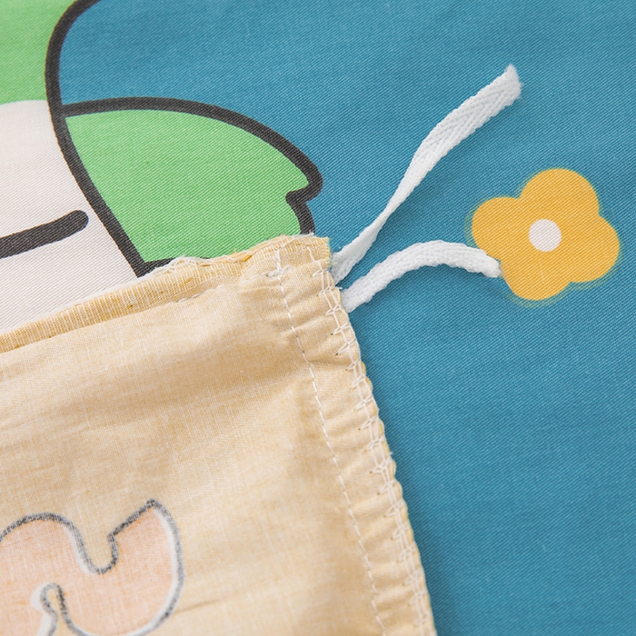 91家纺网 家纺一手货源 找家纺 嗨皮宝贝 2025新款全棉纯棉13372幼儿园三件套多件套 爱运动的小恐龙