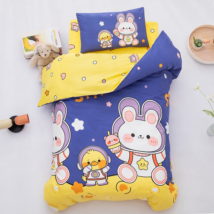 91家纺网 家纺一手货源 找家纺 嗨皮宝贝 2025新款全棉纯棉13372幼儿园三件套多件套 航空兔