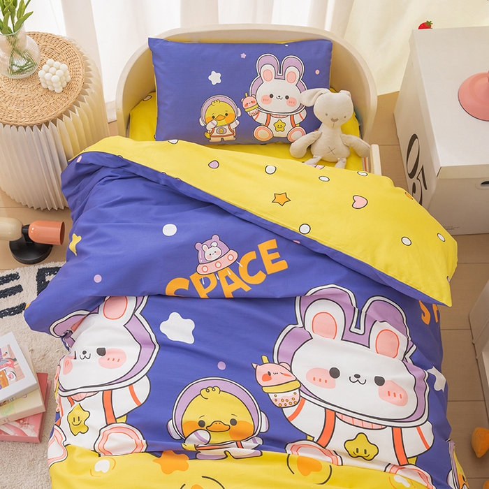 91家纺网 家纺一手货源 找家纺 嗨皮宝贝 2025新款全棉纯棉13372幼儿园三件套多件套 航空兔