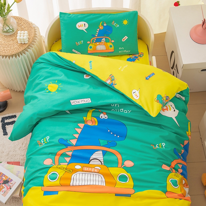 91家纺网 家纺一手货源 找家纺 嗨皮宝贝 2025新款全棉纯棉13372幼儿园三件套多件套 假日旅行