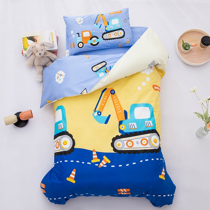 91家纺网 家纺一手货源 找家纺 嗨皮宝贝 2025新款全棉纯棉13372幼儿园三件套多件套 快乐工程车