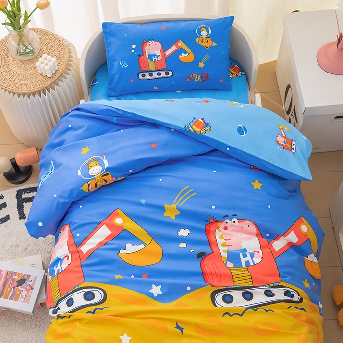 91家纺网 家纺一手货源 找家纺 嗨皮宝贝 2025新款全棉纯棉13372幼儿园三件套多件套 快乐工作龙