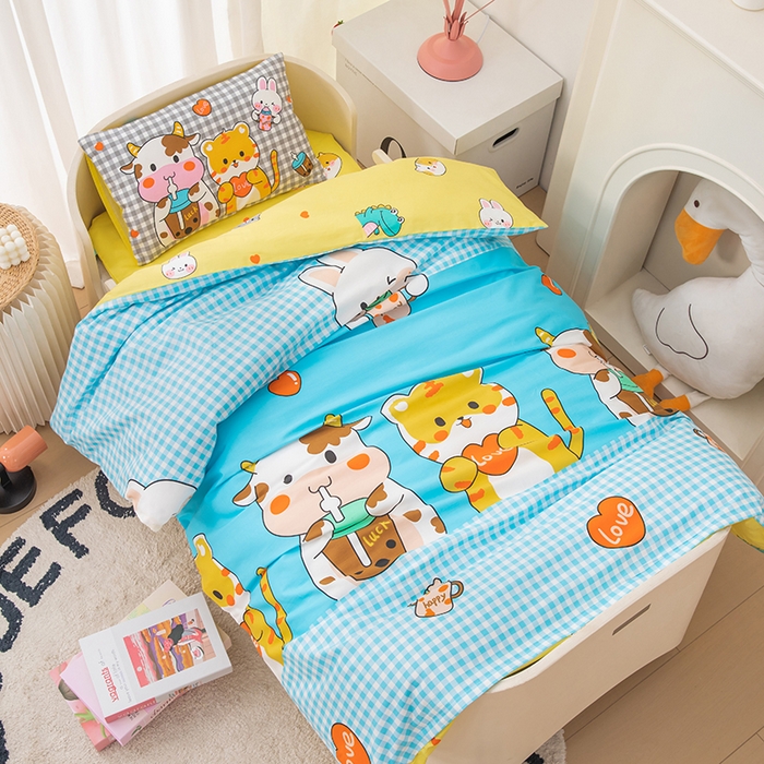 91家纺网 家纺一手货源 找家纺 嗨皮宝贝 2025新款全棉纯棉13372幼儿园三件套多件套 快乐小动物-蓝