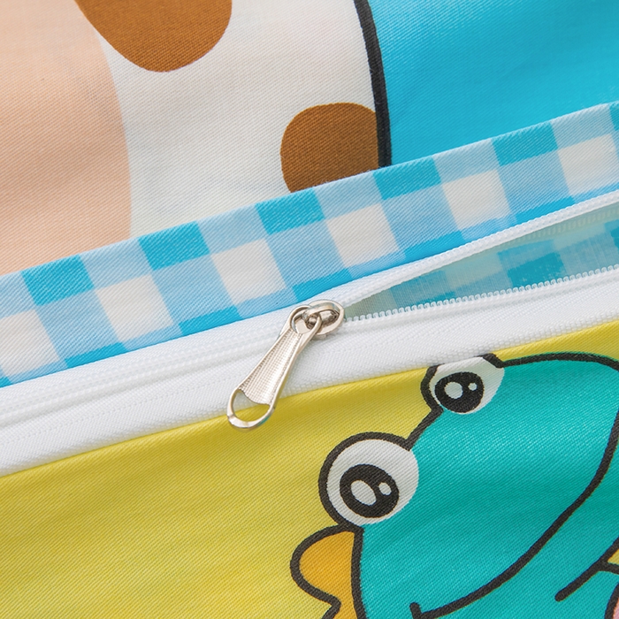 91家纺网 家纺一手货源 找家纺 嗨皮宝贝 2025新款全棉纯棉13372幼儿园三件套多件套 快乐小动物-蓝