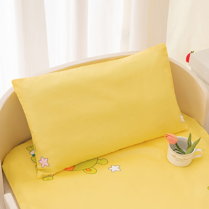 91家纺网 家纺一手货源 找家纺 嗨皮宝贝 2025新款全棉纯棉13372幼儿园三件套多件套 排排坐