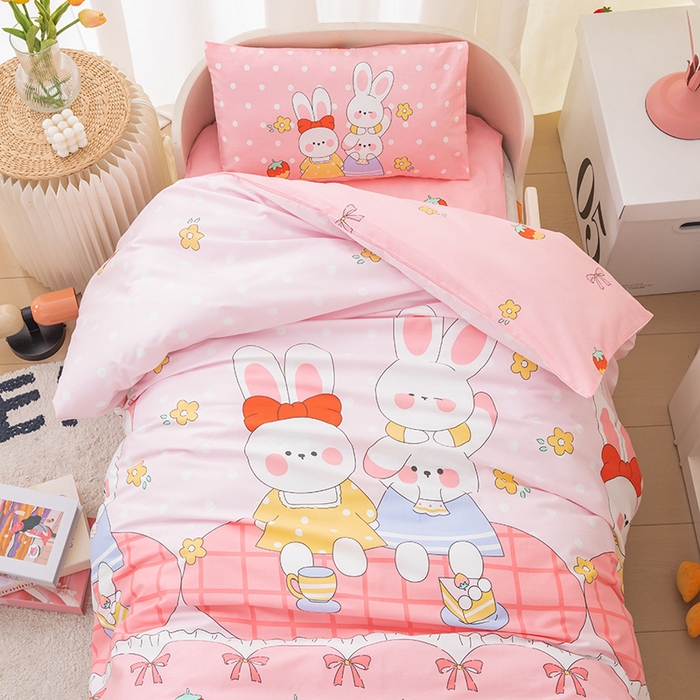 91家纺网 家纺一手货源 找家纺 嗨皮宝贝 2025新款全棉纯棉13372幼儿园三件套多件套 兔宝宝