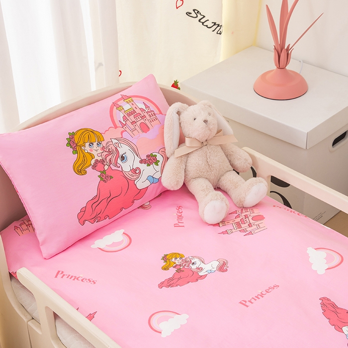 91家纺网 家纺一手货源 找家纺 嗨皮宝贝 2025新款全棉纯棉13372幼儿园三件套多件套 小公主安琪