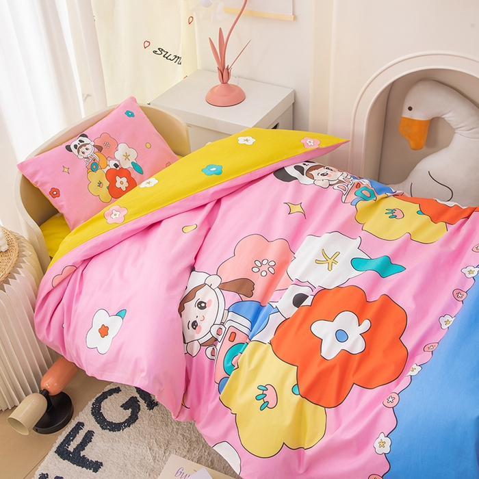 91家纺网 家纺一手货源 找家纺 嗨皮宝贝 2025新款全棉纯棉13372幼儿园三件套多件套 熊猫小希-粉