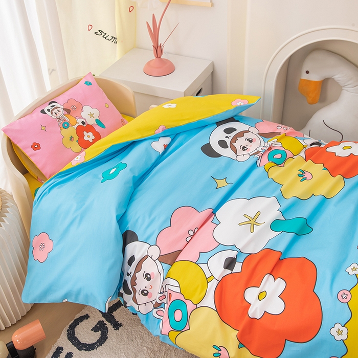 91家纺网 家纺一手货源 找家纺 嗨皮宝贝 2025新款全棉纯棉13372幼儿园三件套多件套 熊猫小希-蓝